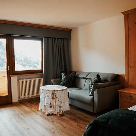 Hotel Onach 2*