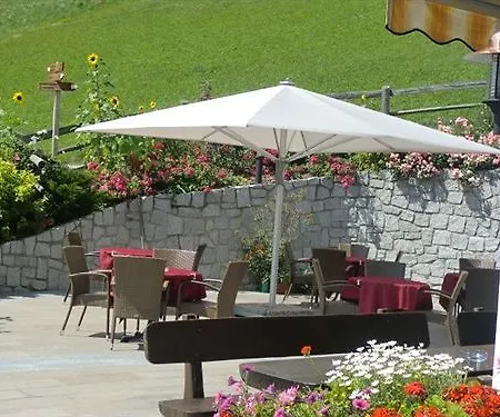 Onach Hotel